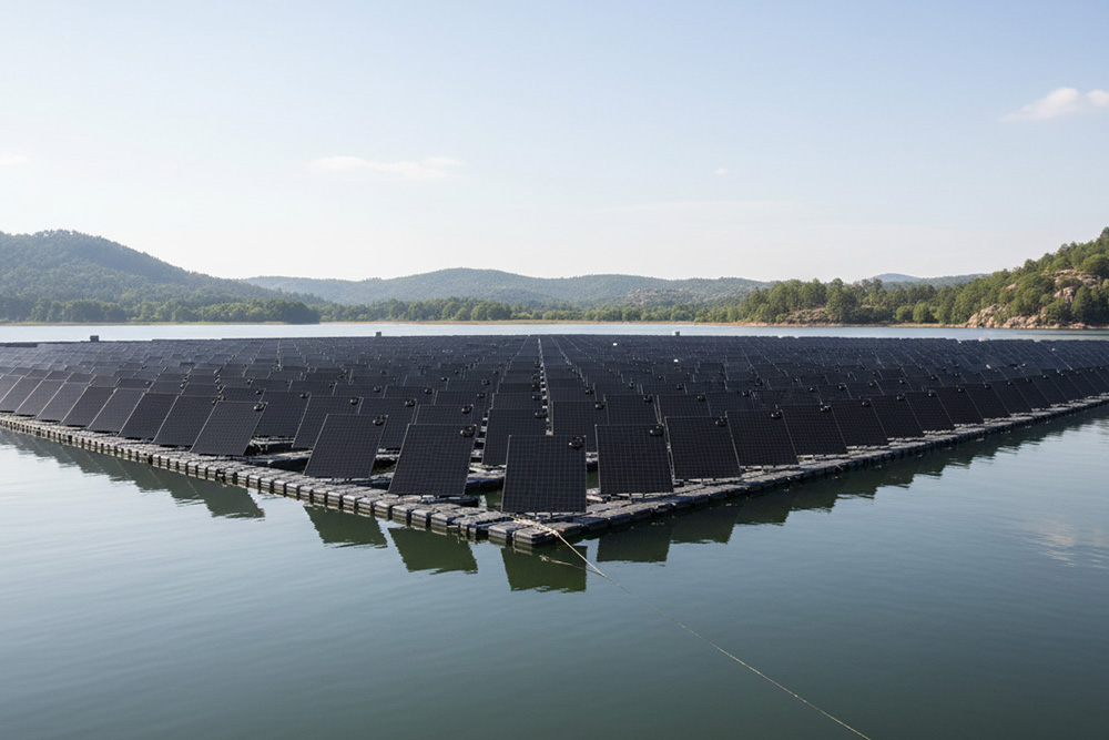 Floating Photovoltaic Power Plants: Solar That ...